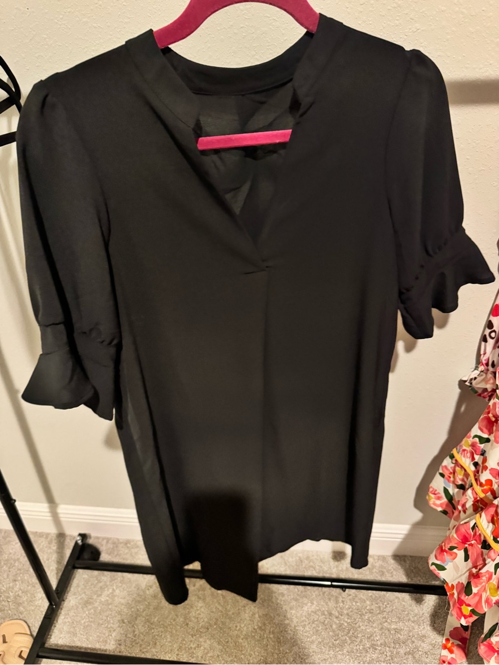 Black V-Neck Short Sleeve Women's dress